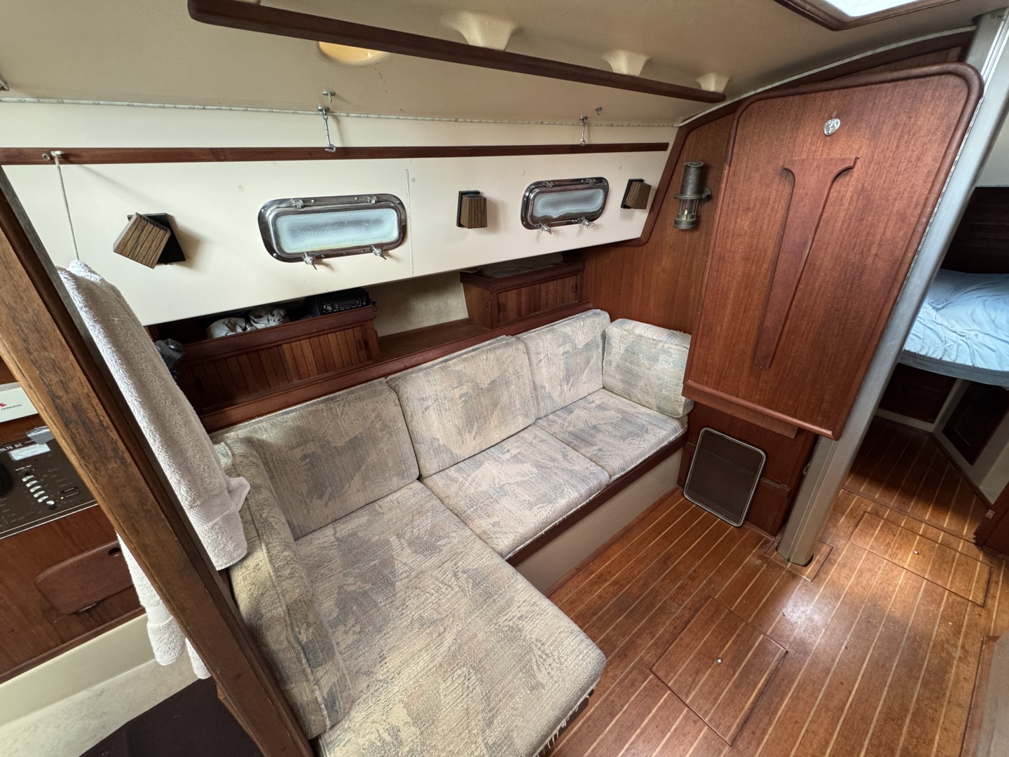 32ft Island Packet Yacht For Sale