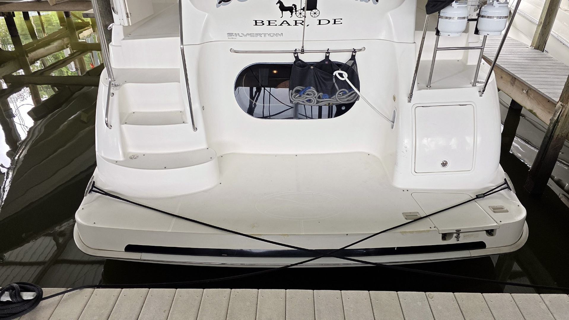 Lit l Dutchmen 39ft Silverton Yacht For Sale Lit l Dutchmen 39ft Silverton Yacht For Sale