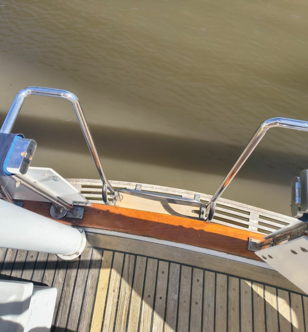 Sunset Fever 44ft DeFever Yacht For Sale