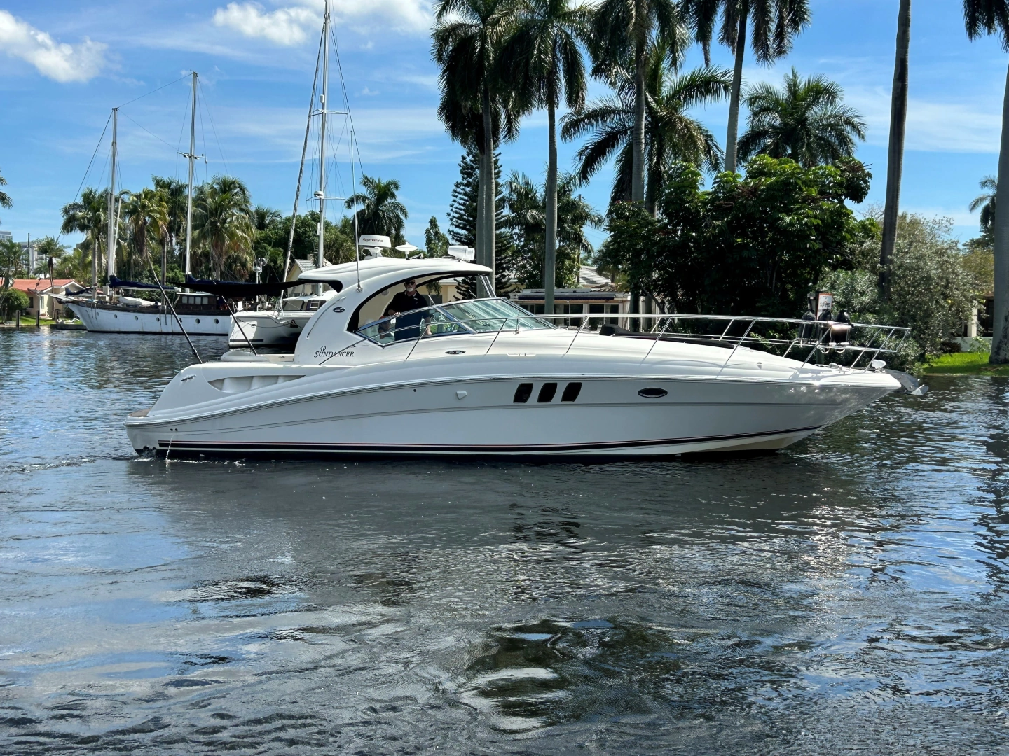 2008 Sea Ray 40 Sundancer, photo 1 of 17
