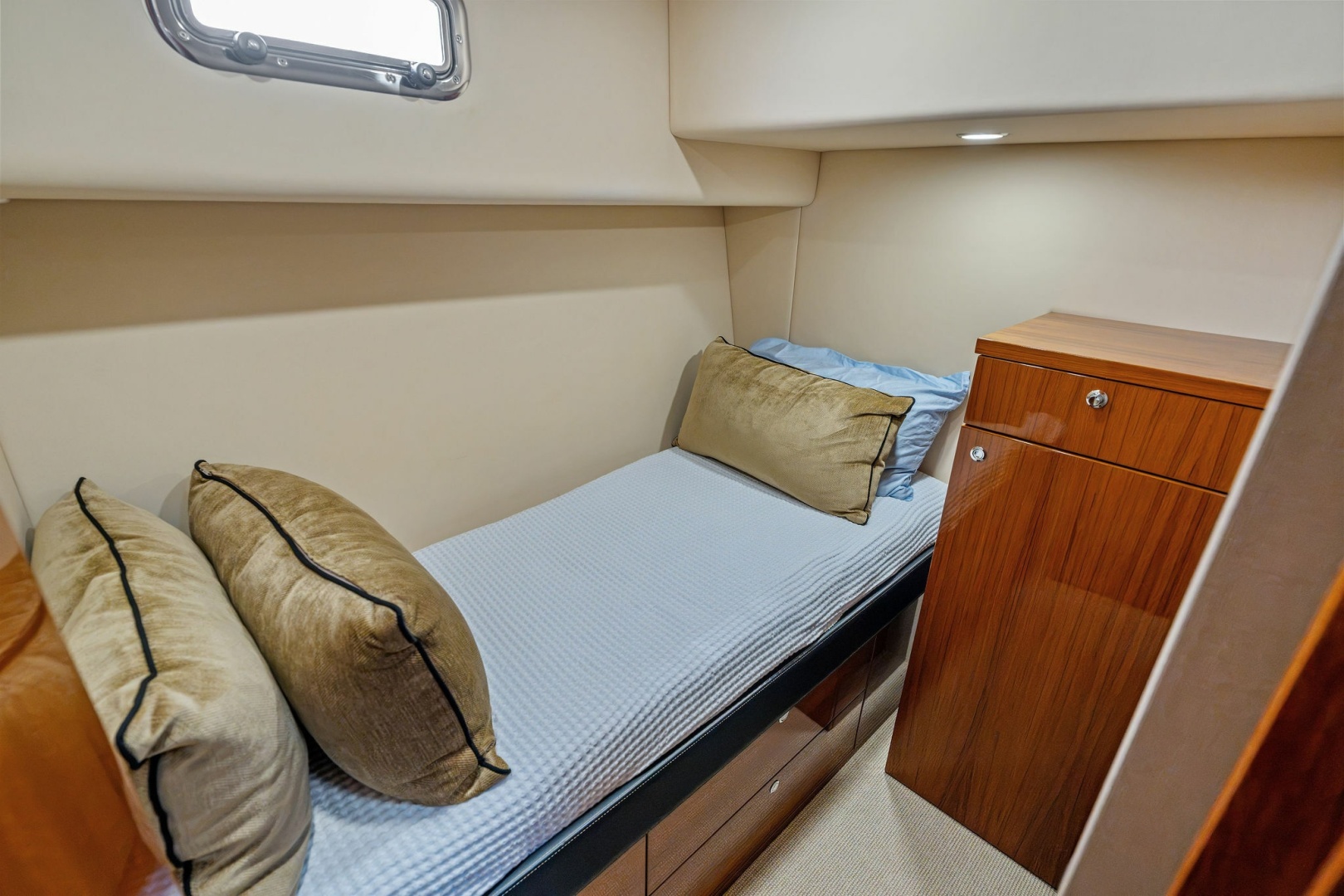 2016 Maritimo M58