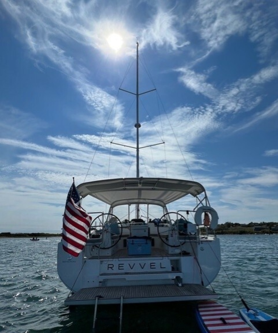 2022 Beneteau Oceanis 40.1 — photograph 3