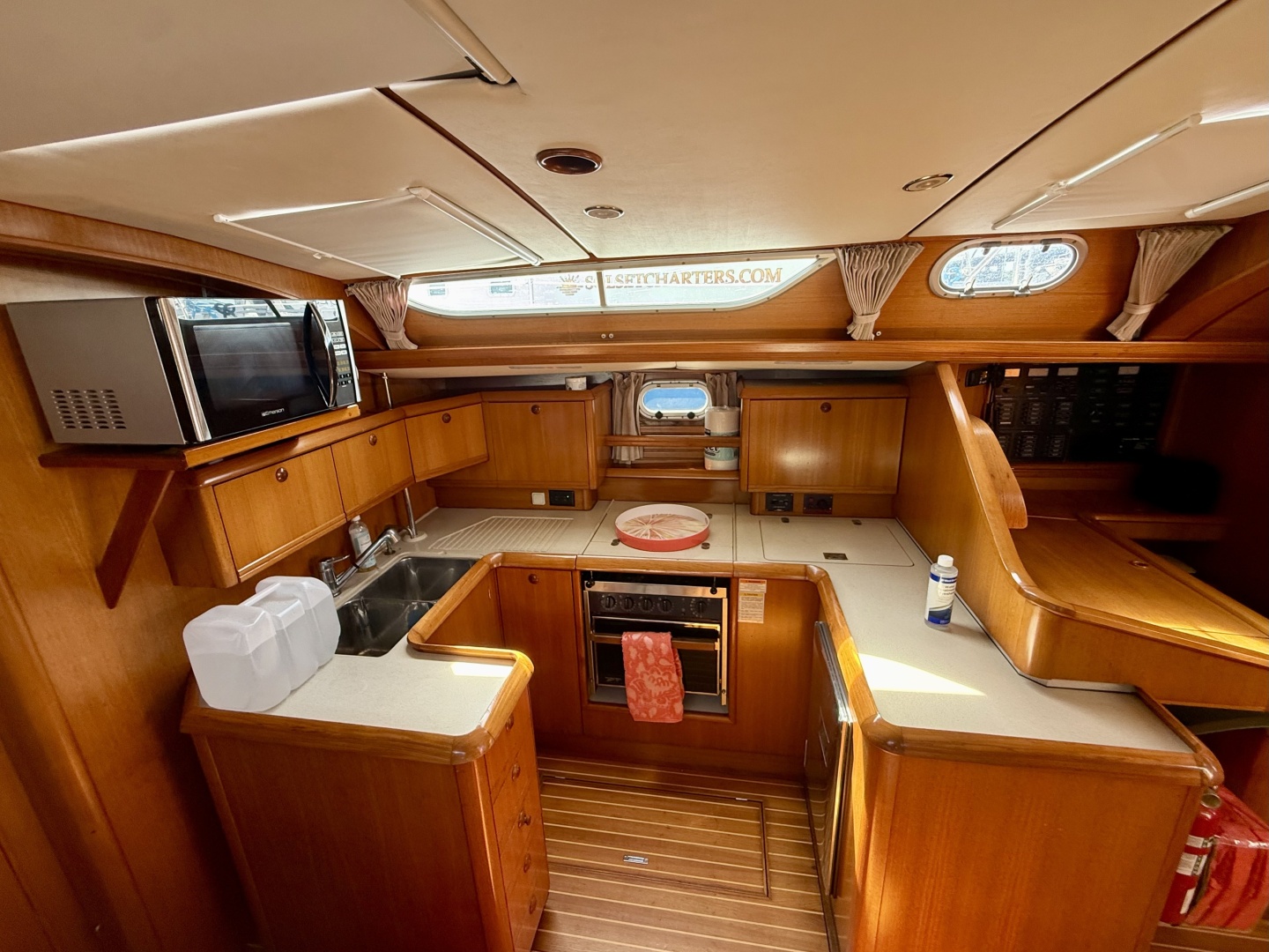 52ft Jeanneau Yacht For Sale