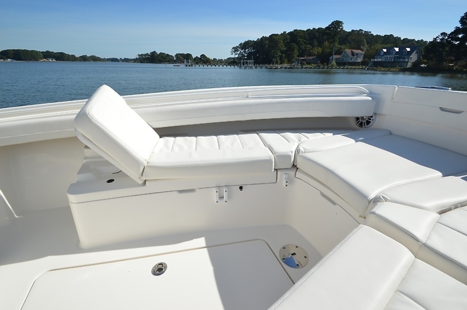 28ft Regulator Yacht For Sale