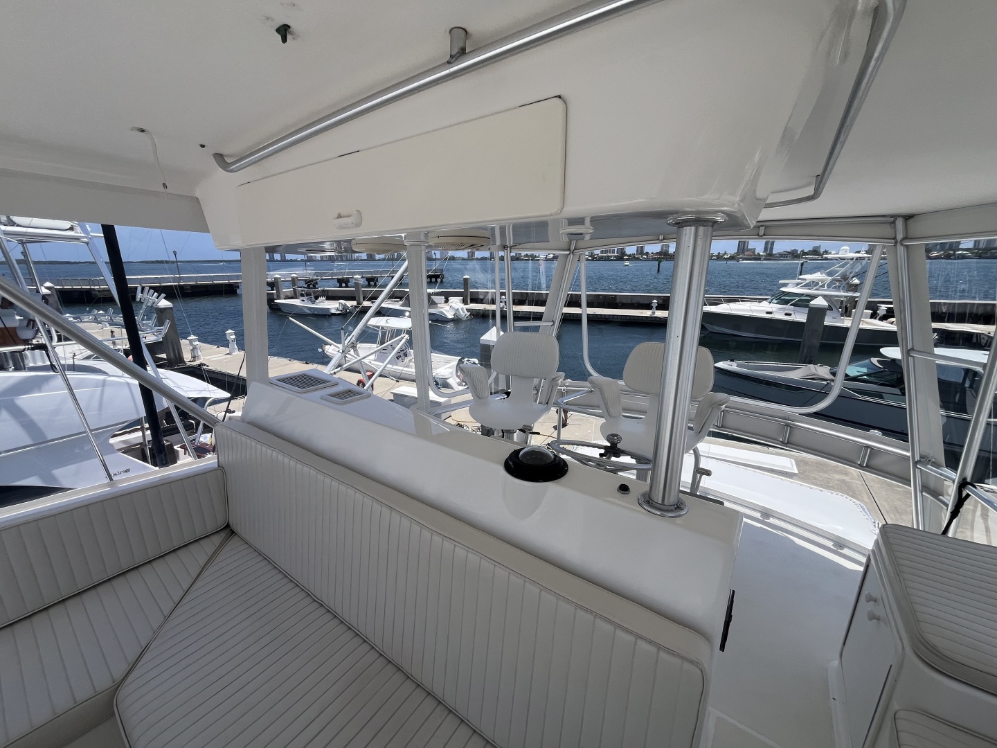2004 Ocean Yachts 52 Super Sport