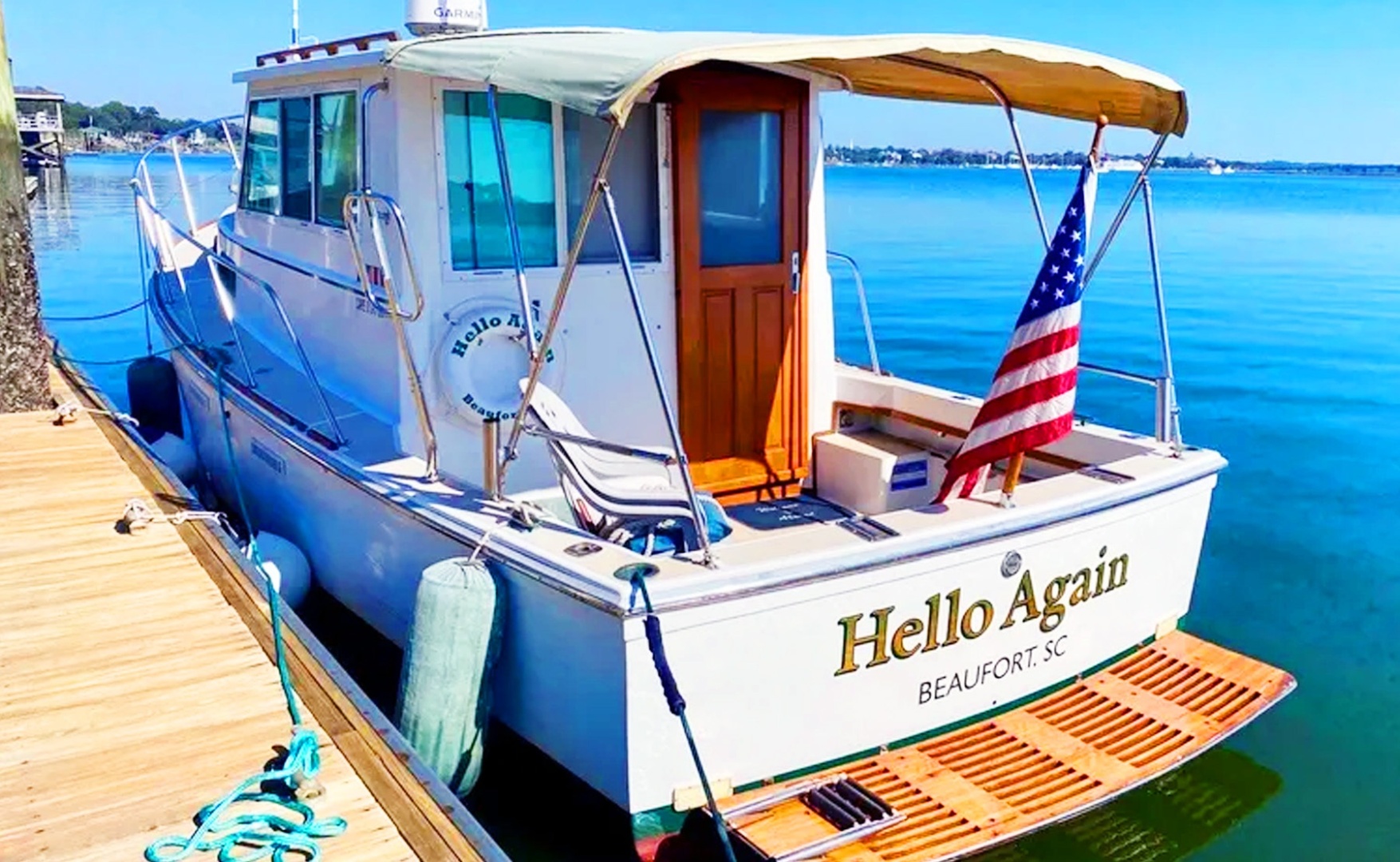 1990 Cape Dory Cruiser — photograph 2