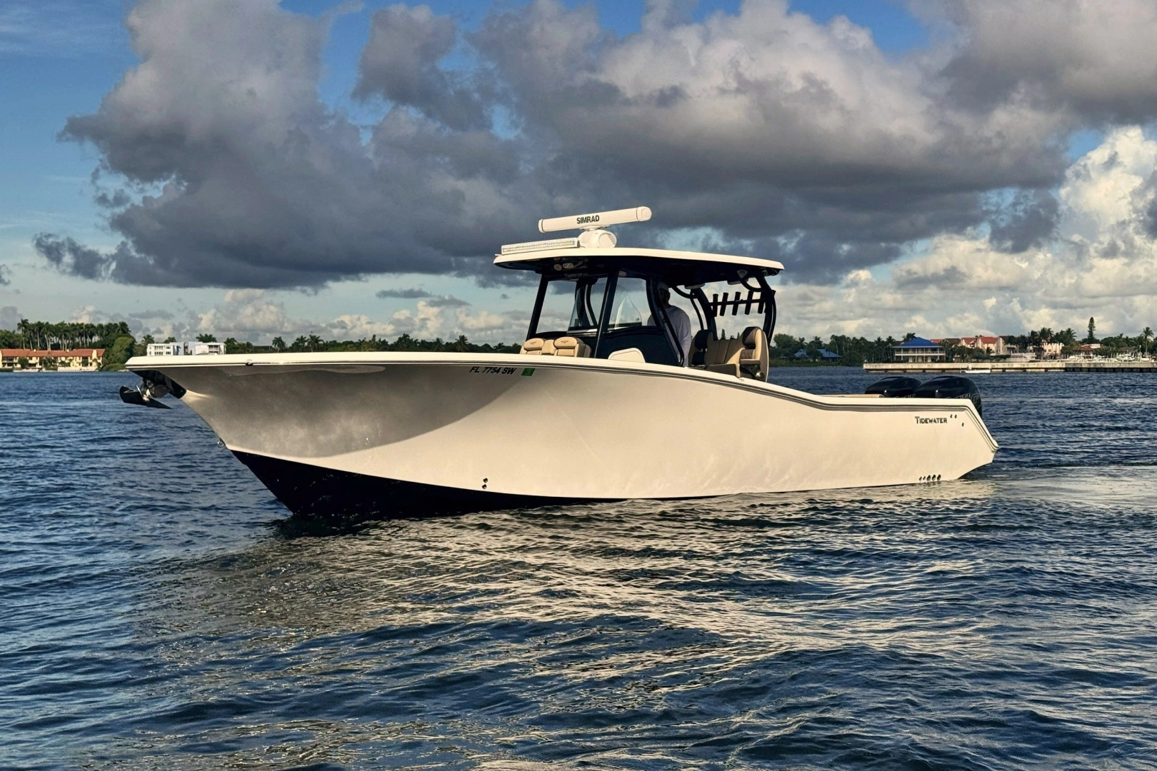 2019 Tidewater 320 CC Adventure, photo 1 of 30