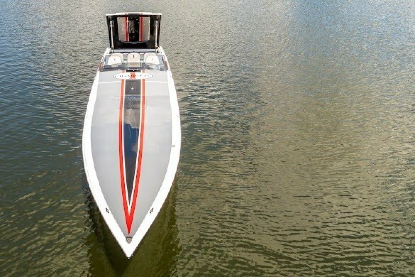 2018 Cigarette 42X