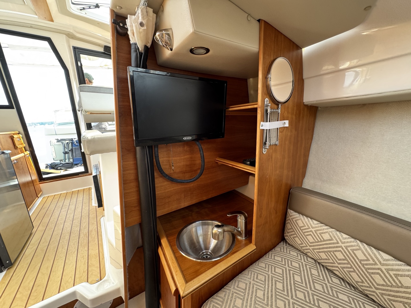 24ft Cutwater Yacht For Sale 24ft Cutwater Yacht For Sale