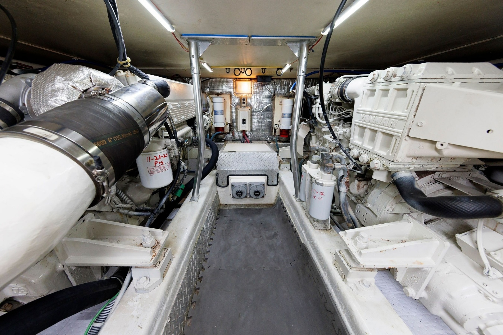 2003 Ocean Yachts 43 Super Sport