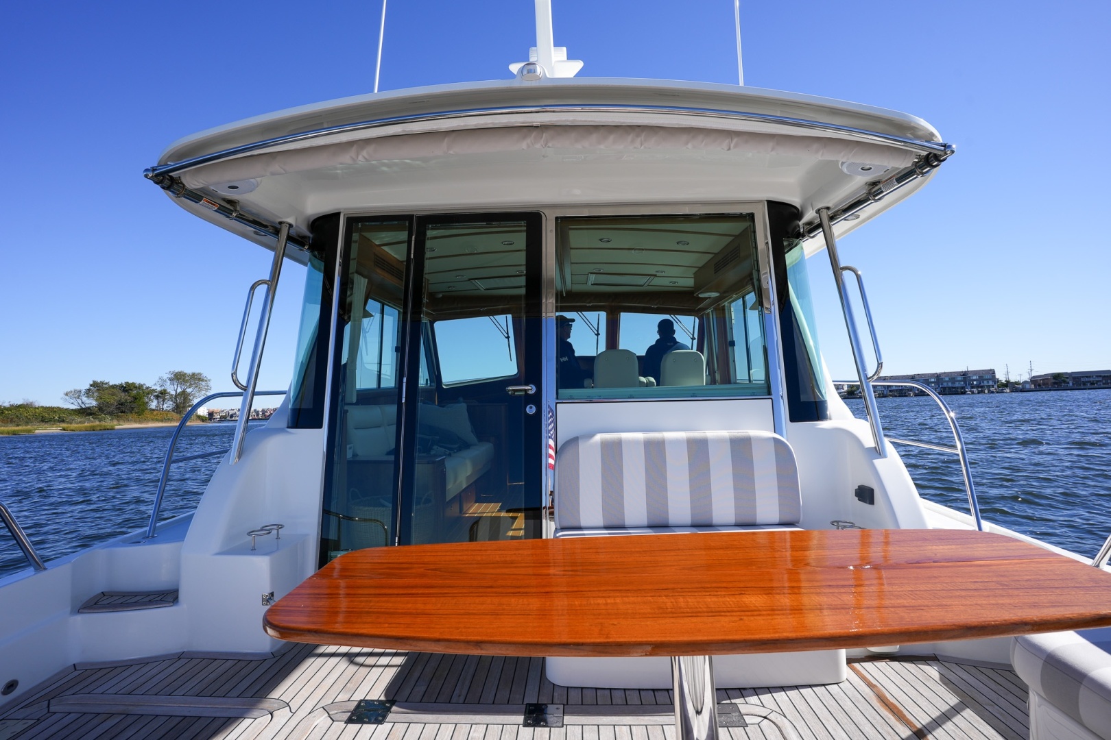 2022 Sabre 48 Salon Express