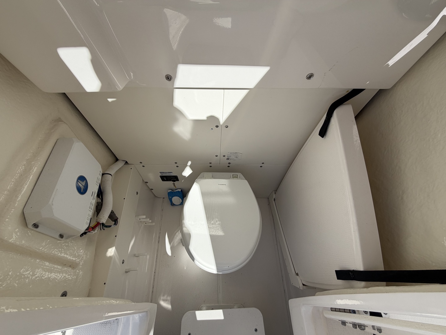 25ft Robalo Yacht For Sale