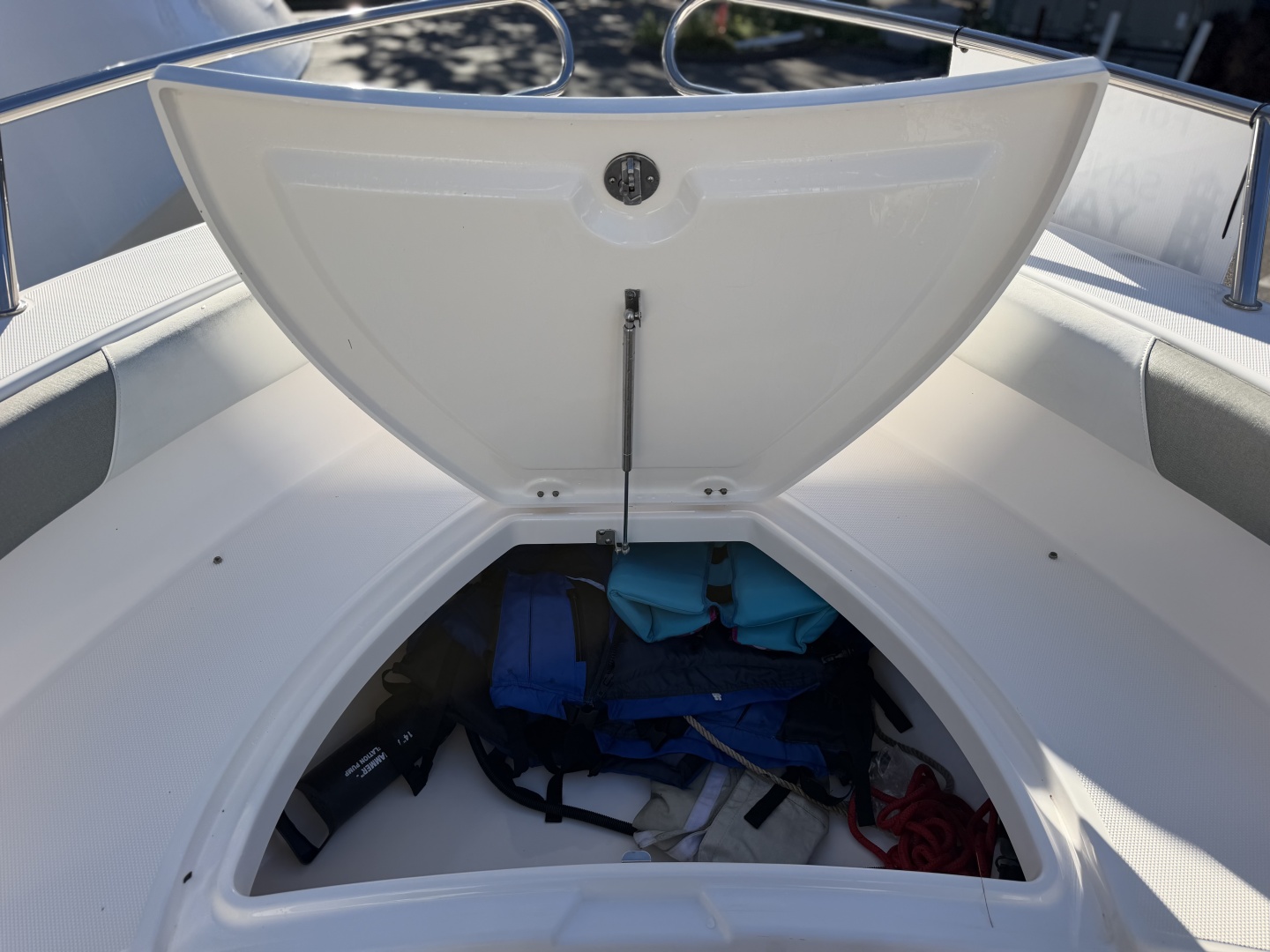 23ft Everglades Yacht For Sale