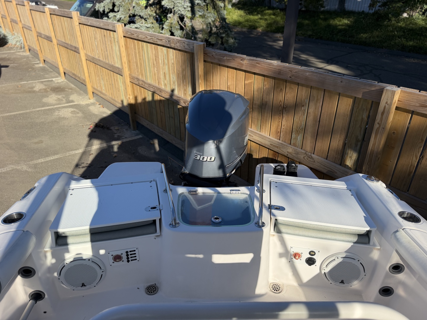 23ft Everglades Yacht For Sale