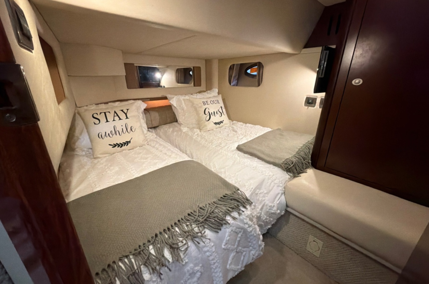 Barefoot Bliss 45ft Sea Ray Yacht For Sale