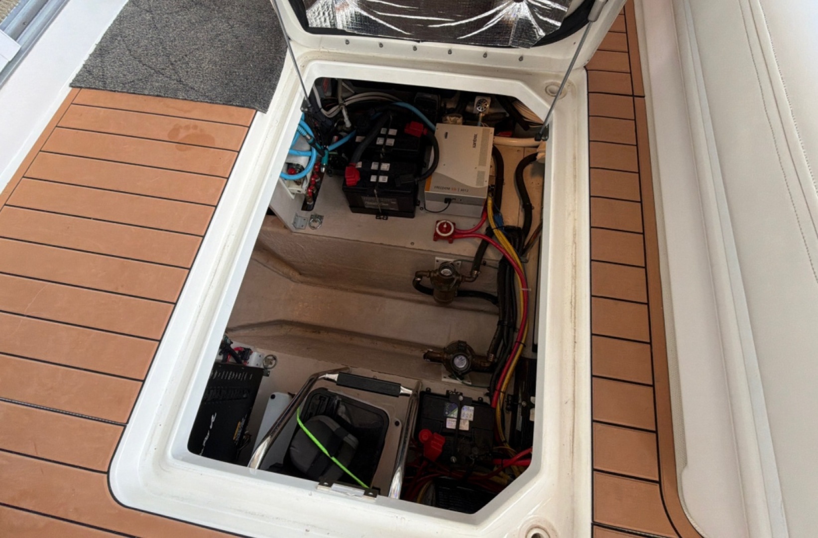 Barefoot Bliss 45ft Sea Ray Yacht For Sale