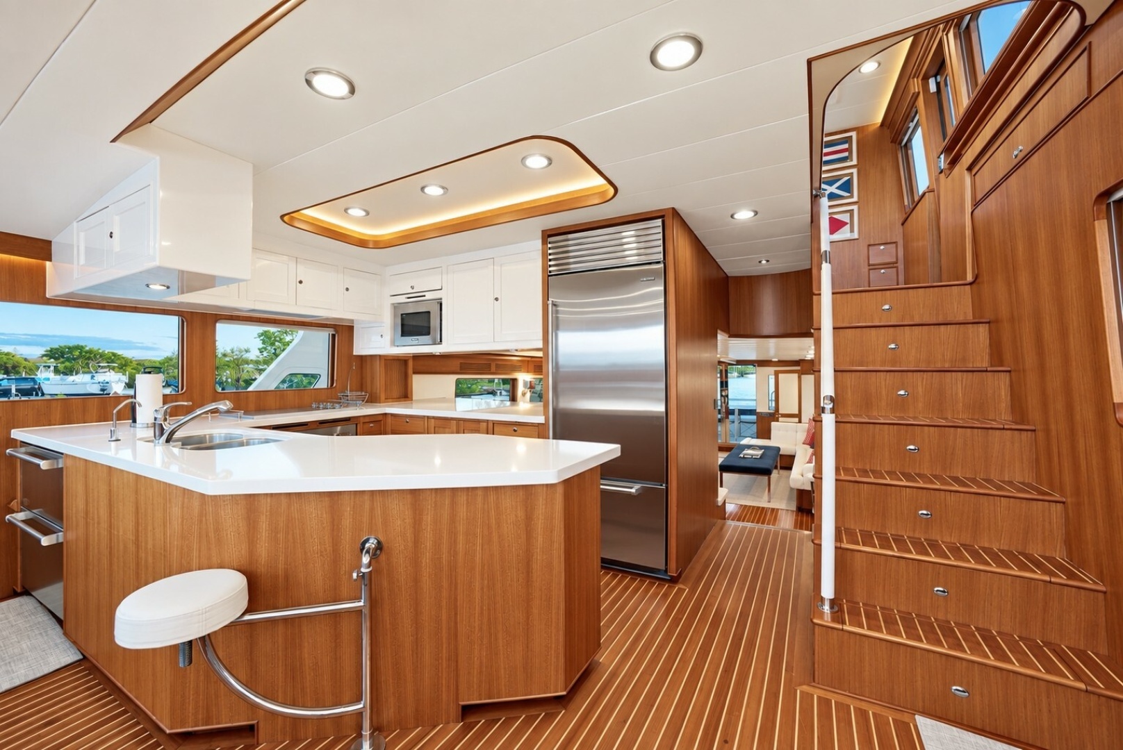 2017 Marlow Explorer 80E-CB