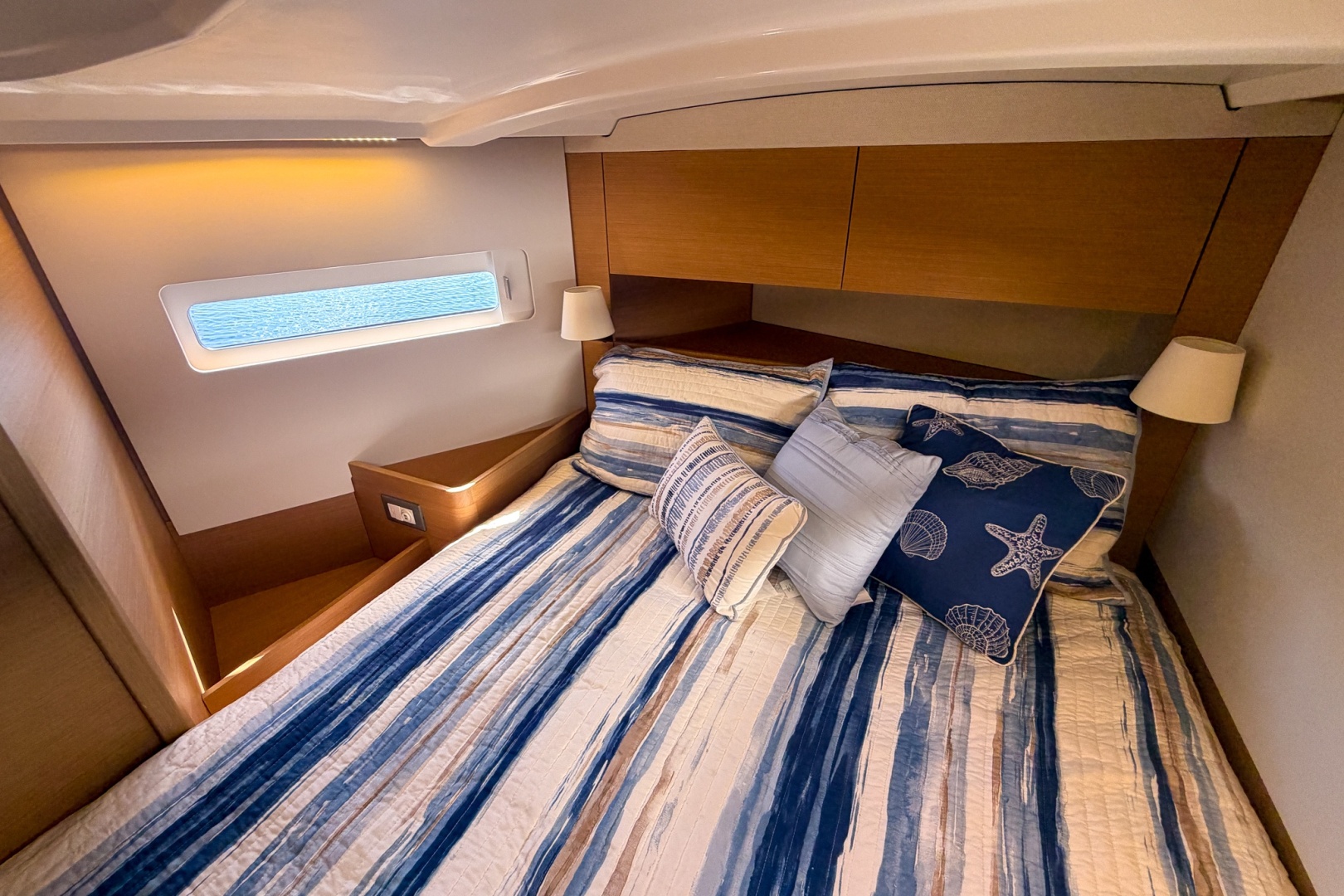 2024 Jeanneau Sun Odyssey 410