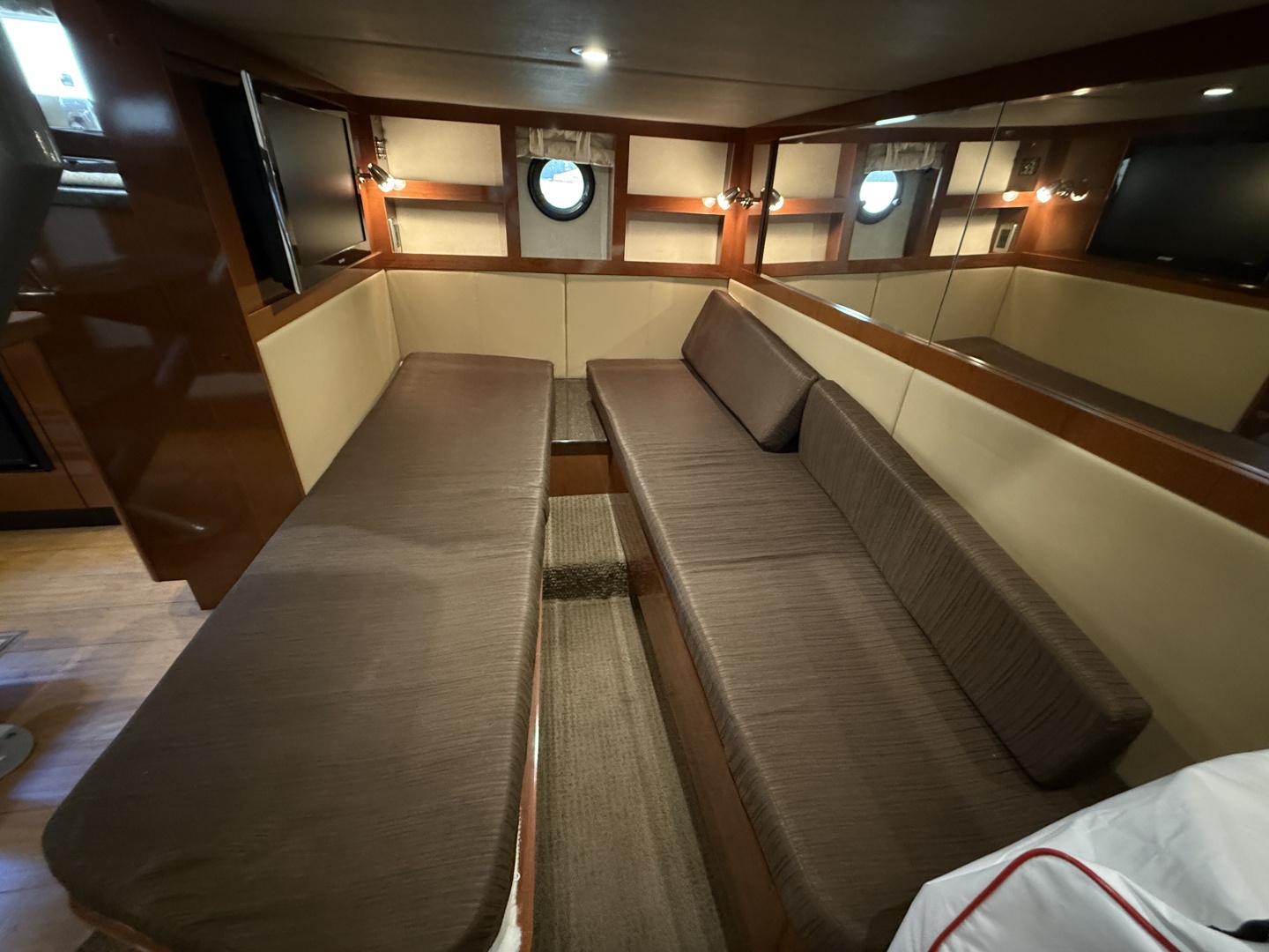 2013 Sea Ray Sundancer 350