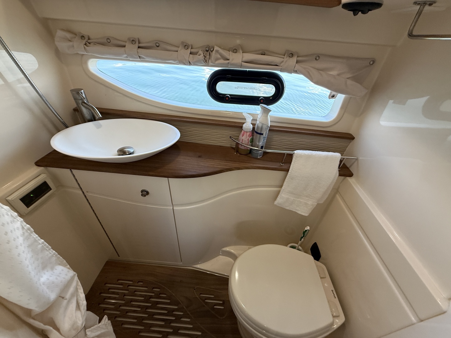 2013 Sea Ray Sundancer 350