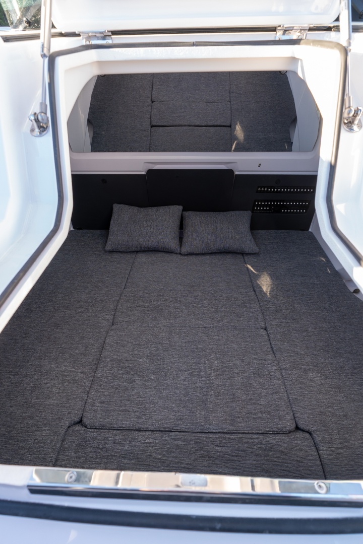 2026 Axopar Cross Cabin