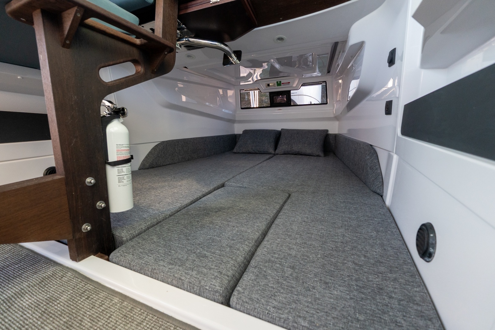2026 Axopar Cross Cabin