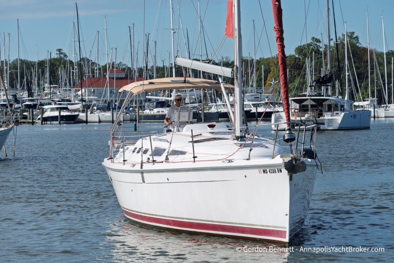 2005 Hunter 38