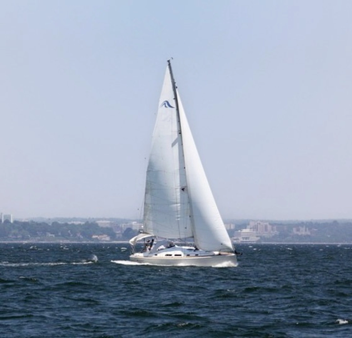 2007 Hanse 400, photo 1 of 58