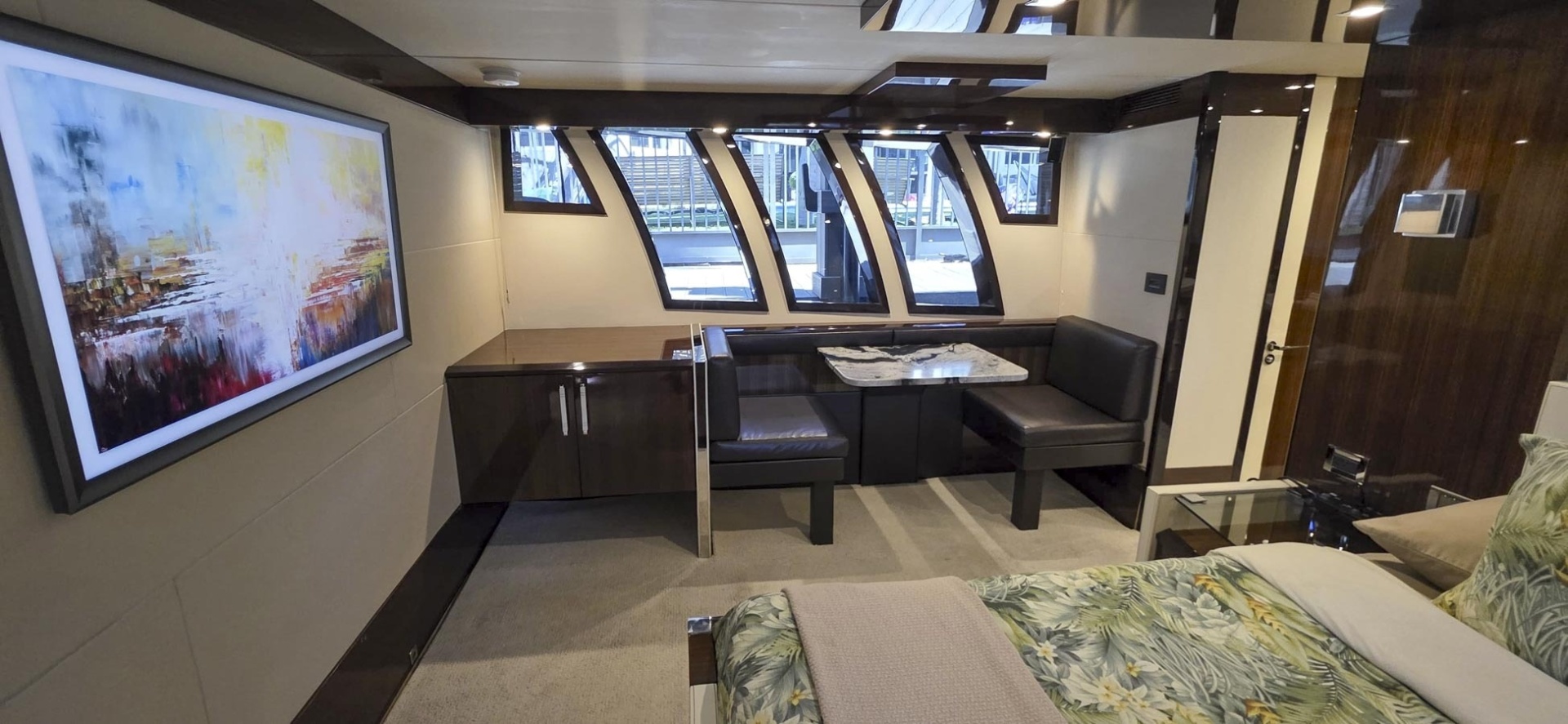 HELIOS 92ft Lazzara Yachts Yacht For Sale
