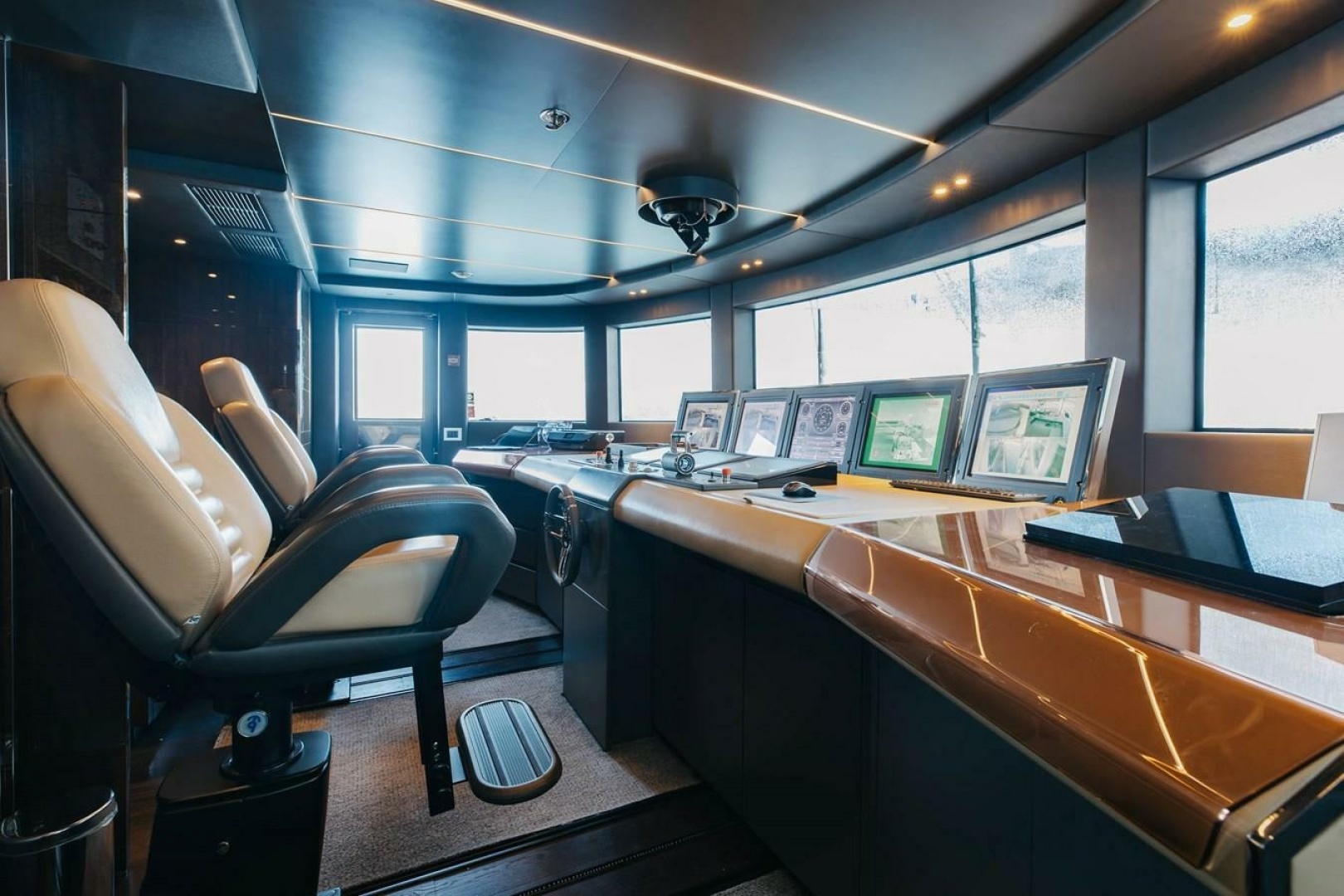 DOMANI 147ft Benetti Yacht For Sale