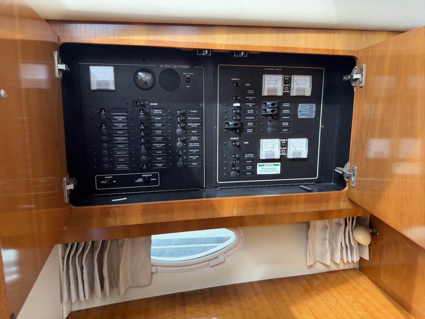 Married To The C 38ft Carver Yacht For Sale