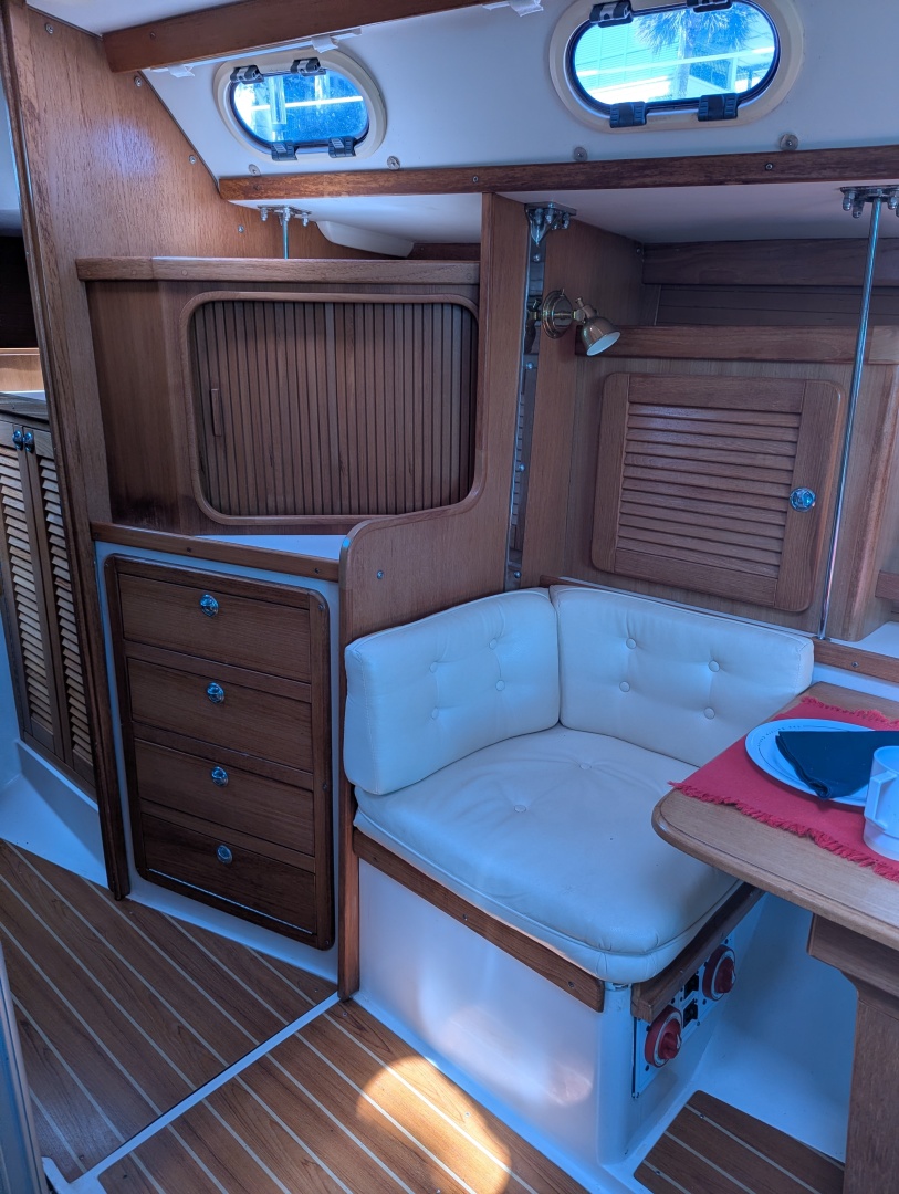 2005 Catalina 36 MkII