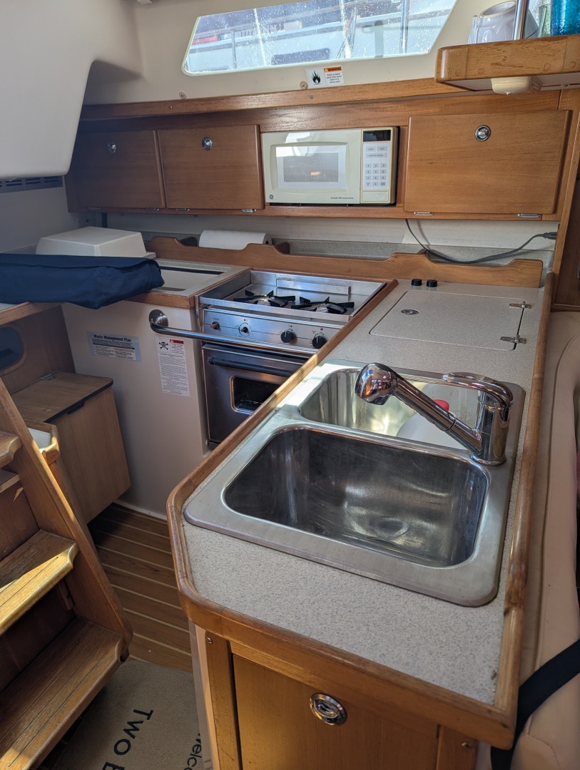 Two by Sea 36ft Catalina Yacht For Sale Two by Sea 36ft Catalina Yacht For Sale