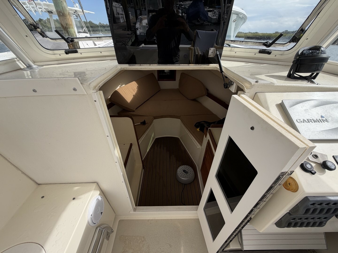 Broad Water 24ft Eastern Yacht For Sale Broad Water 24ft Eastern Yacht For Sale