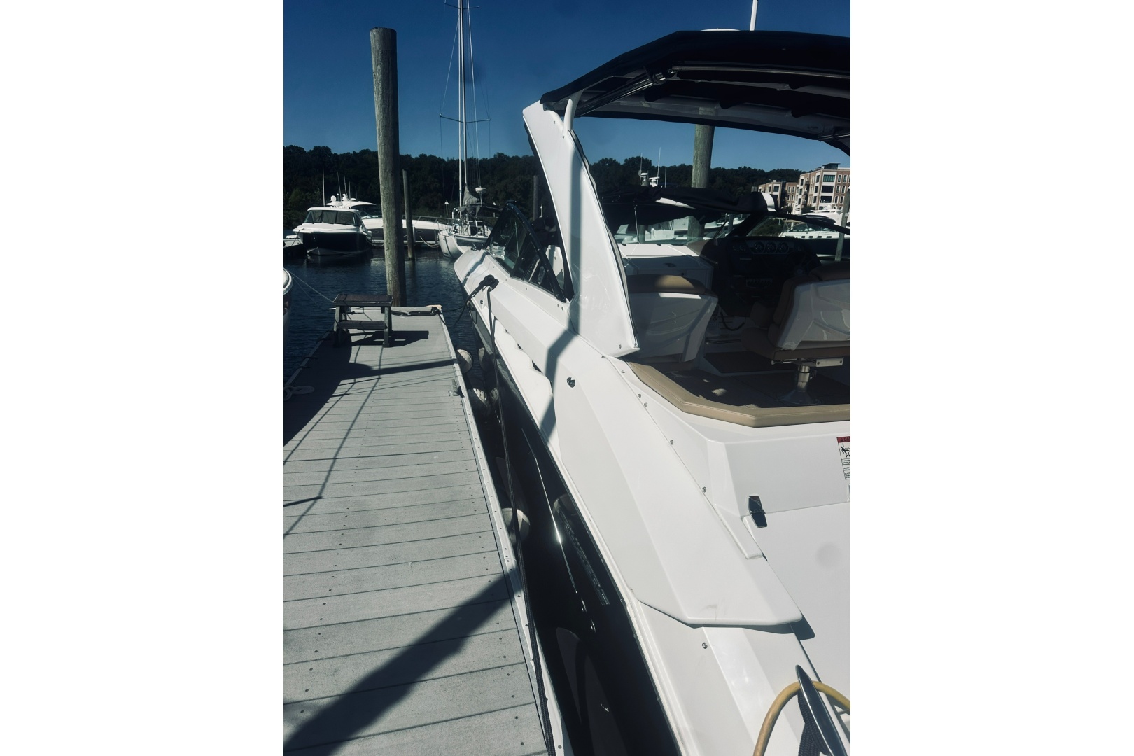 Cruisers 32ft Cruisers Sport Series Yacht For Sale