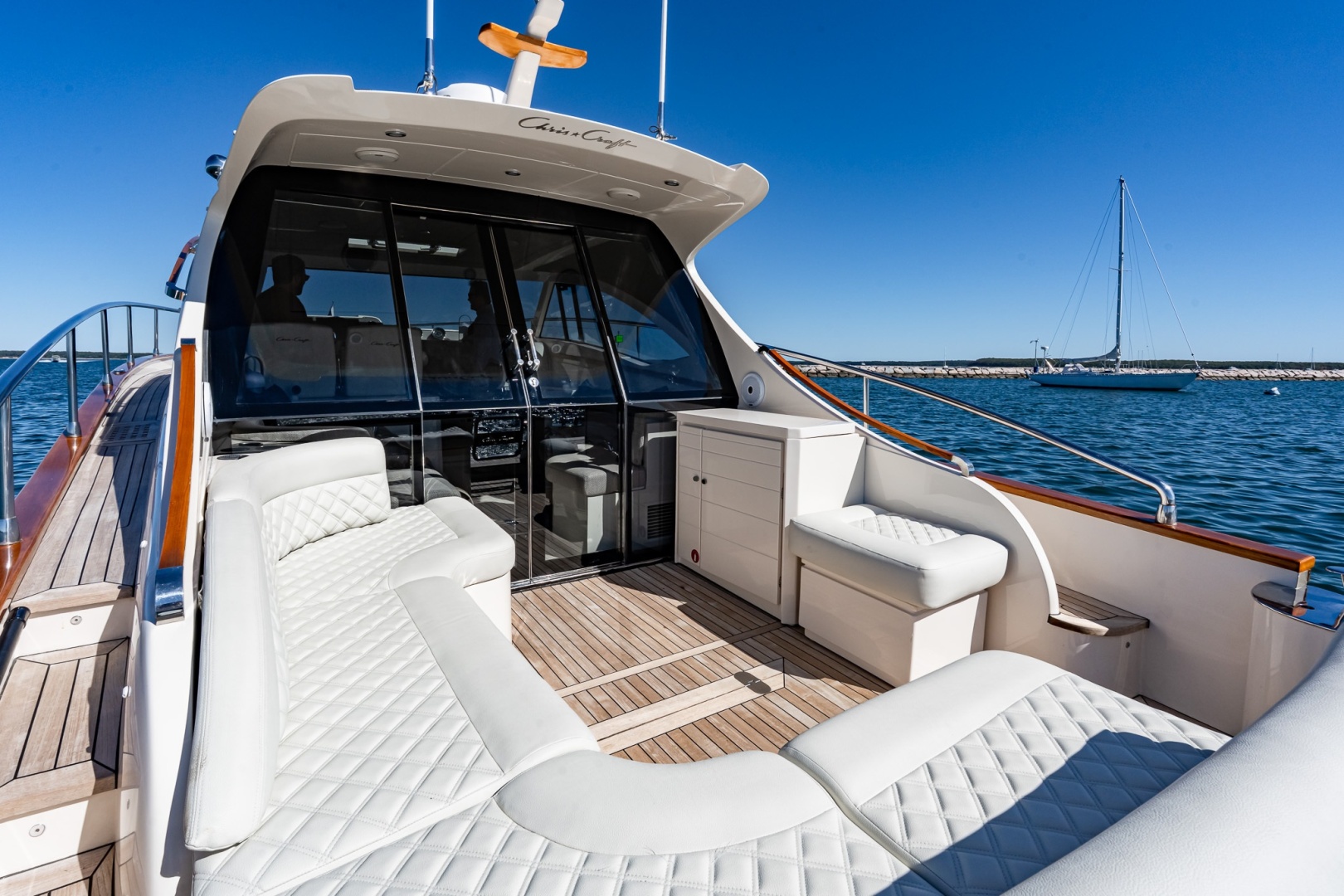 2018 Chris-Craft 44 Commander