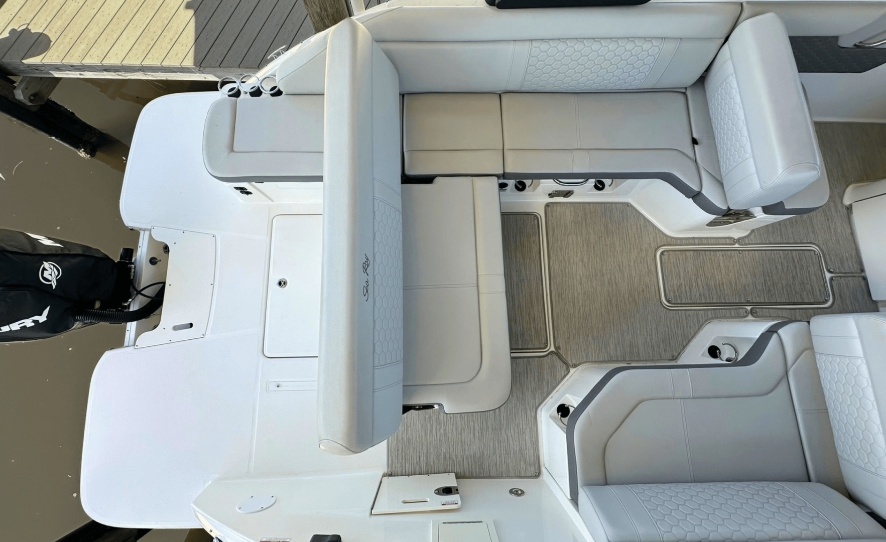 2021 Sea Ray 250SDX