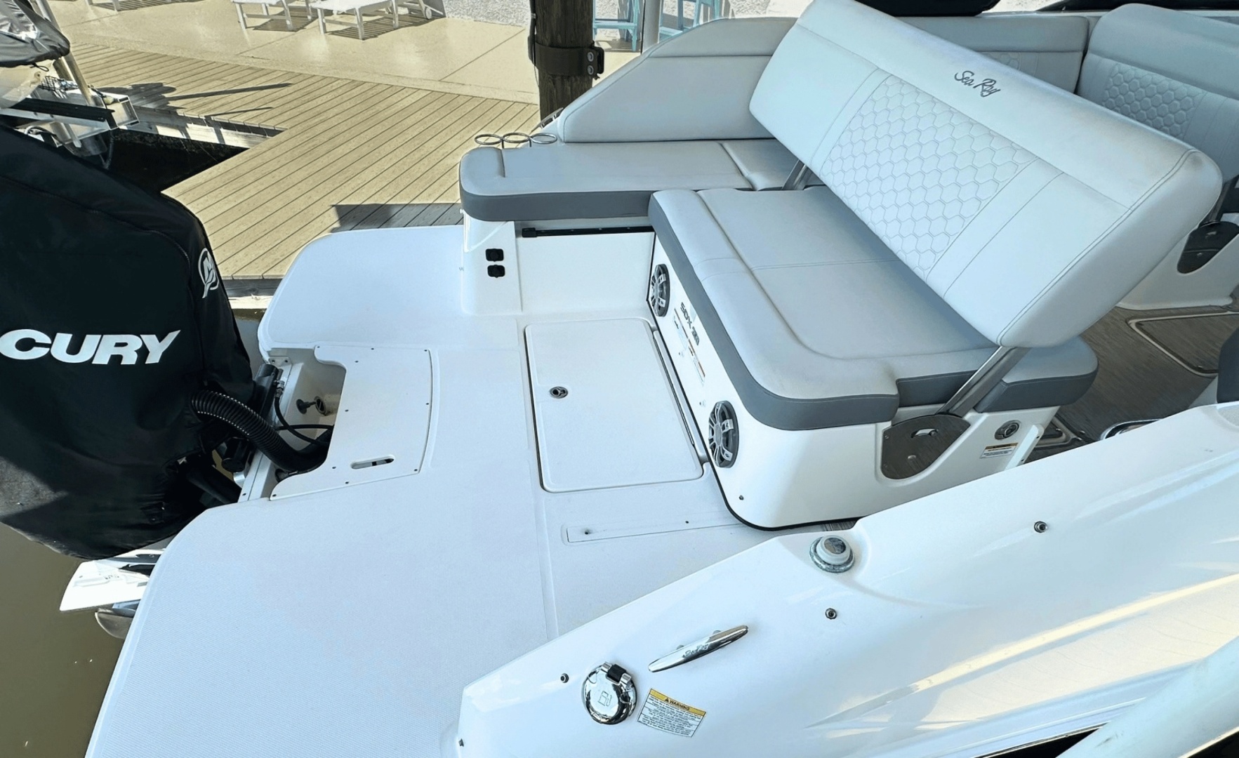 25ft Sea Ray Yacht For Sale