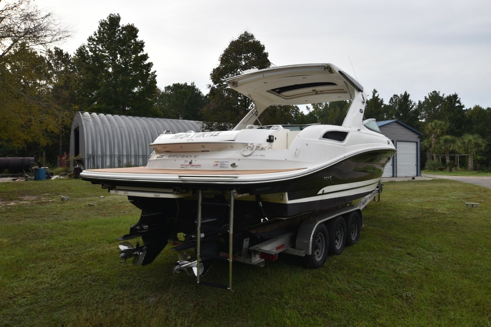 2018 Sea Ray 350SLX