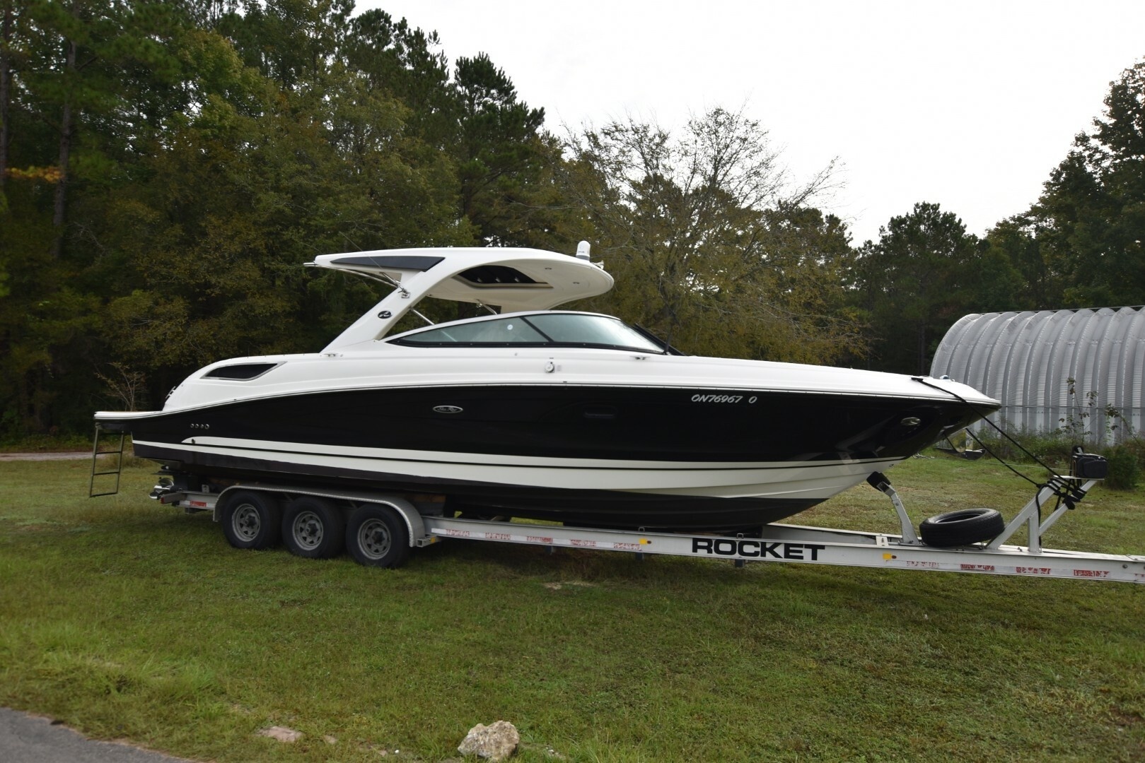 2018 Sea Ray 350SLX