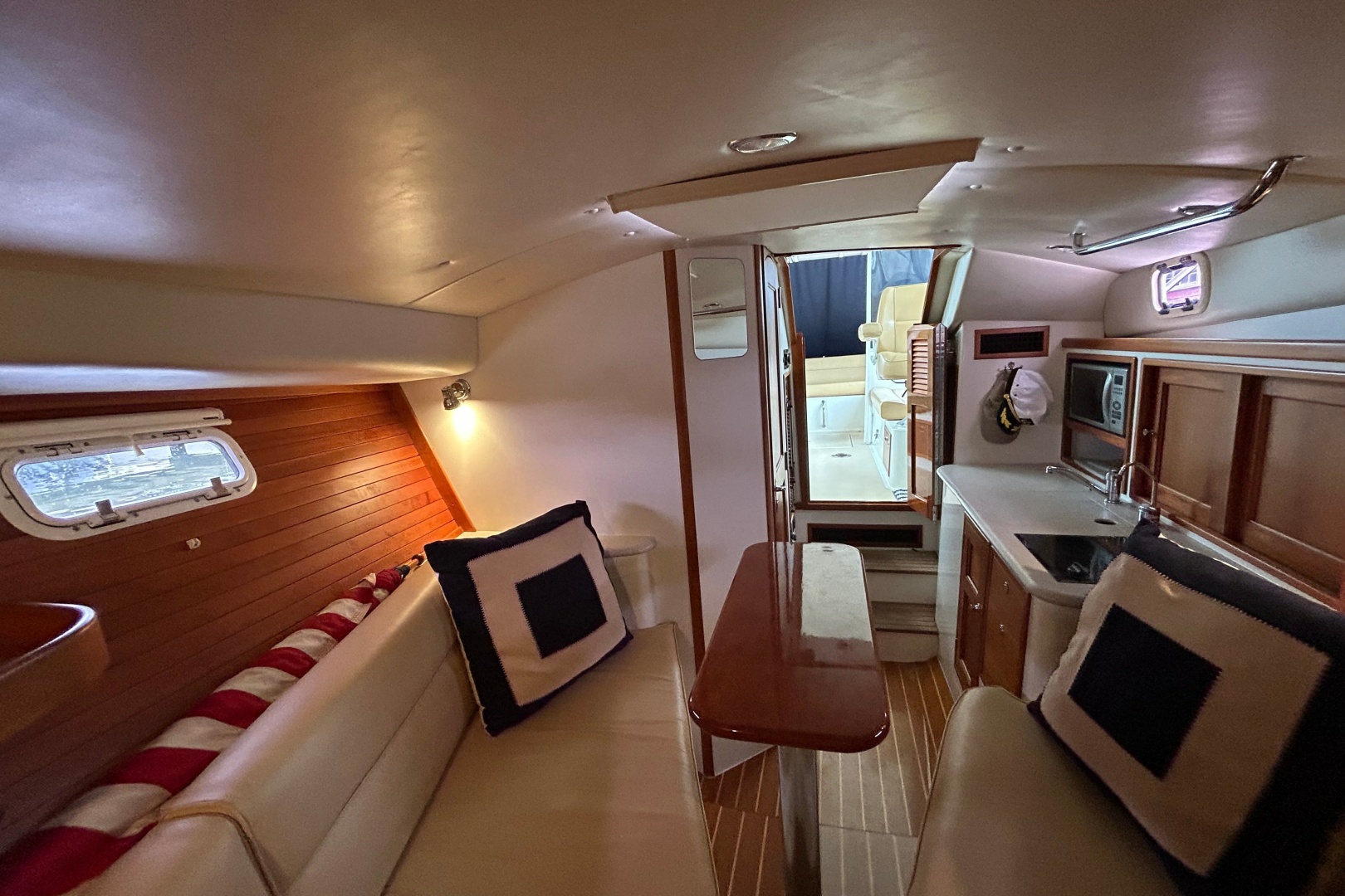 Old Sport 29ft MJM Yacht For Sale Old Sport 29ft MJM Yacht For Sale