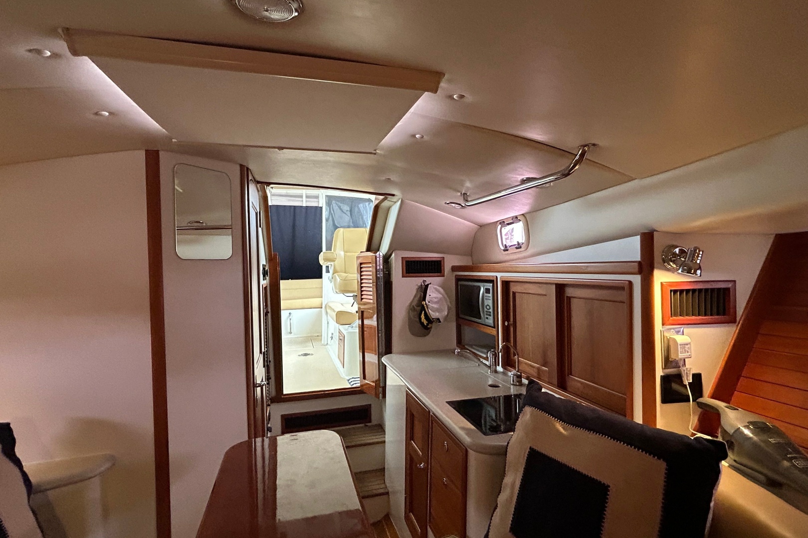 Old Sport 29ft MJM Yacht For Sale Old Sport 29ft MJM Yacht For Sale
