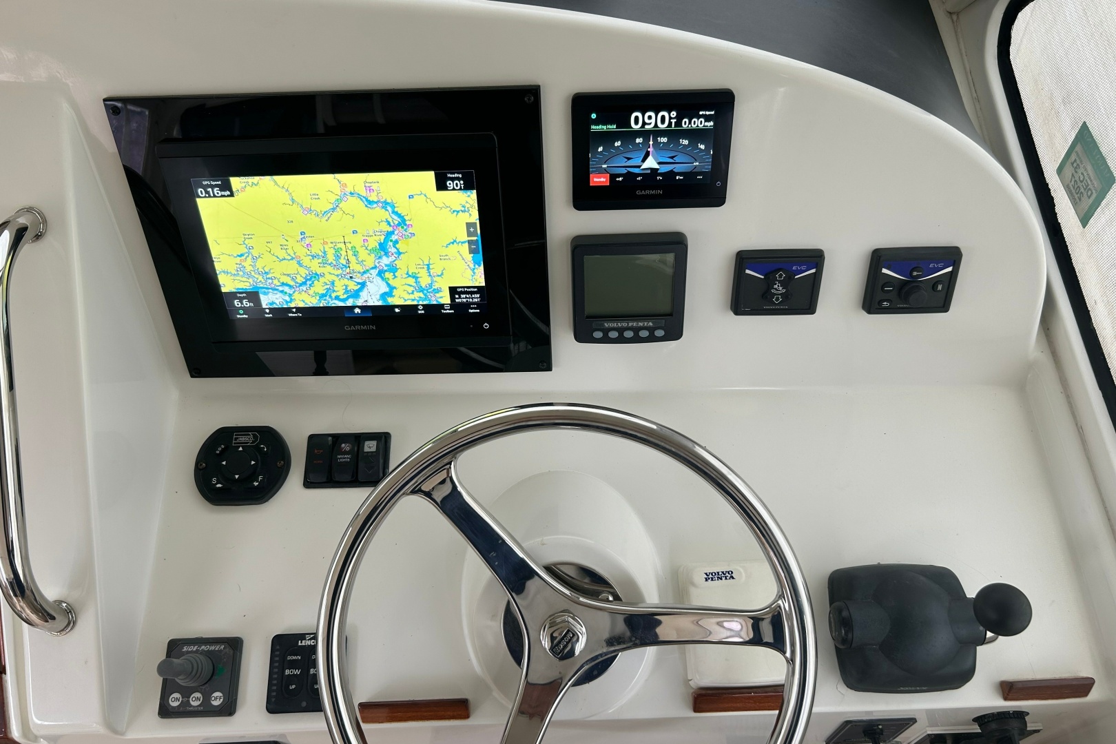 Old Sport 29ft MJM Yacht For Sale Old Sport 29ft MJM Yacht For Sale