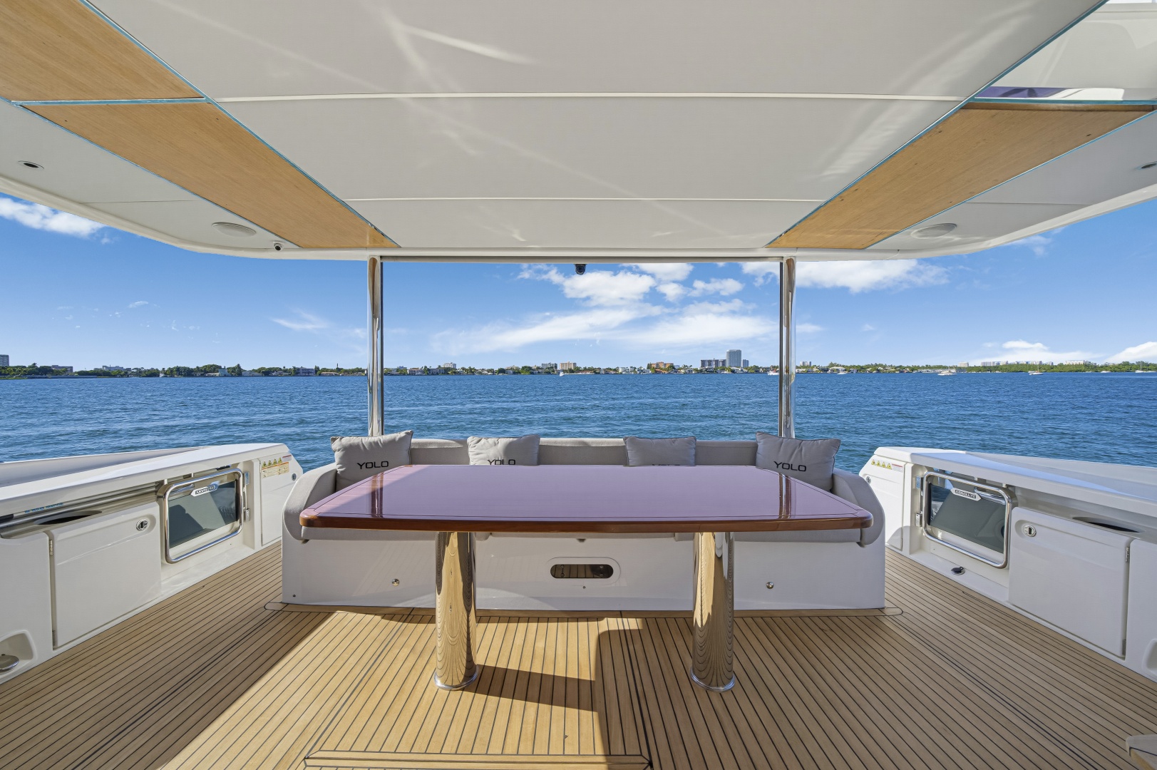 2022 Absolute Navetta 68