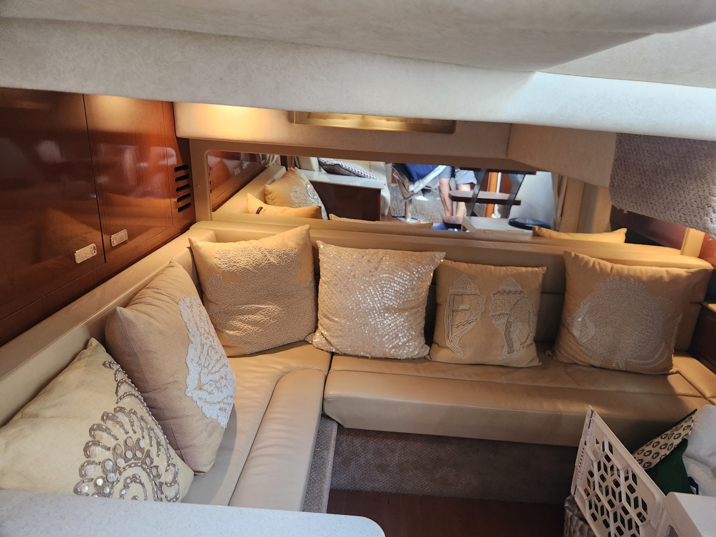37ft Sea Ray Yacht For Sale