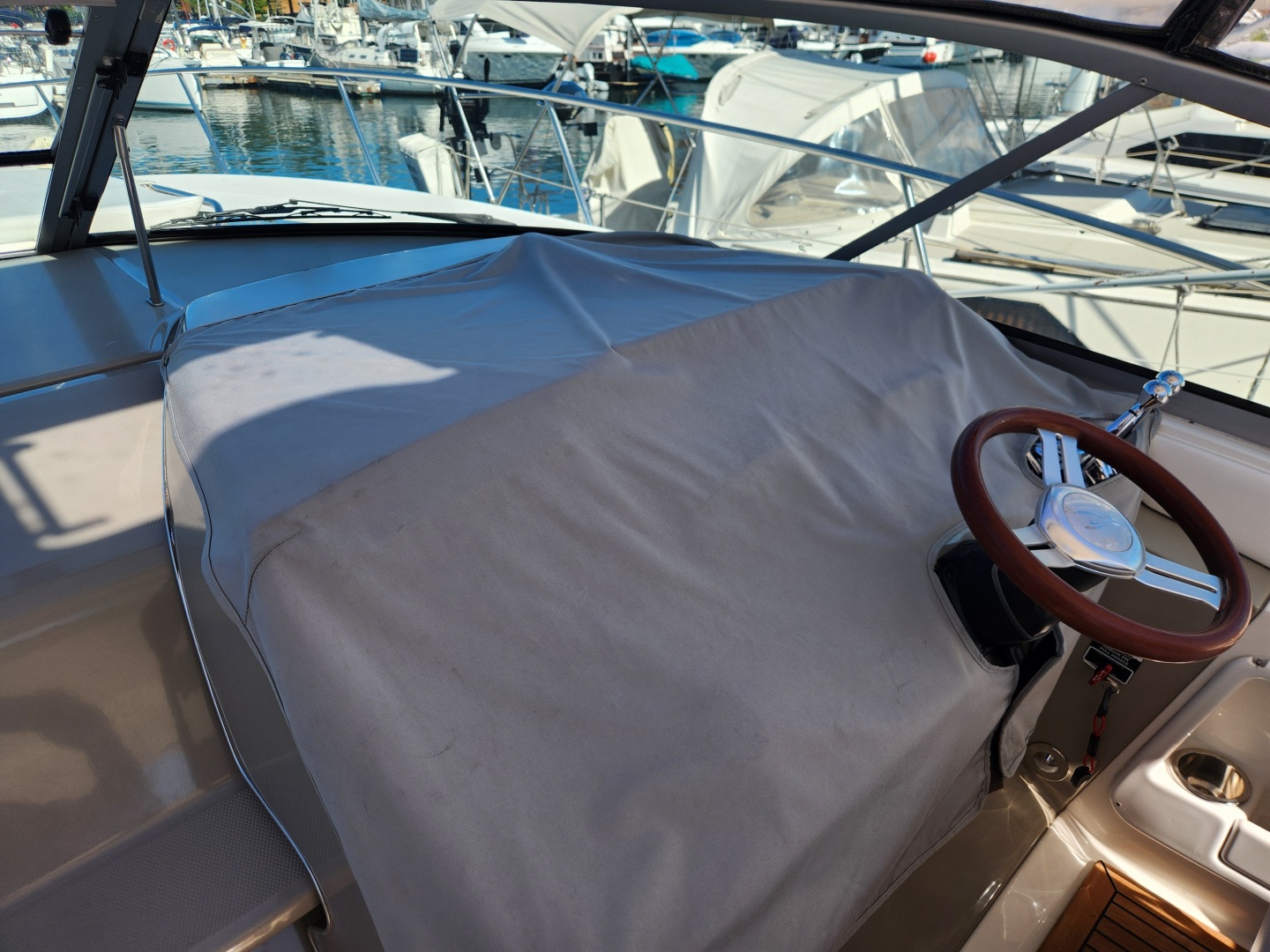 37ft Sea Ray Yacht For Sale