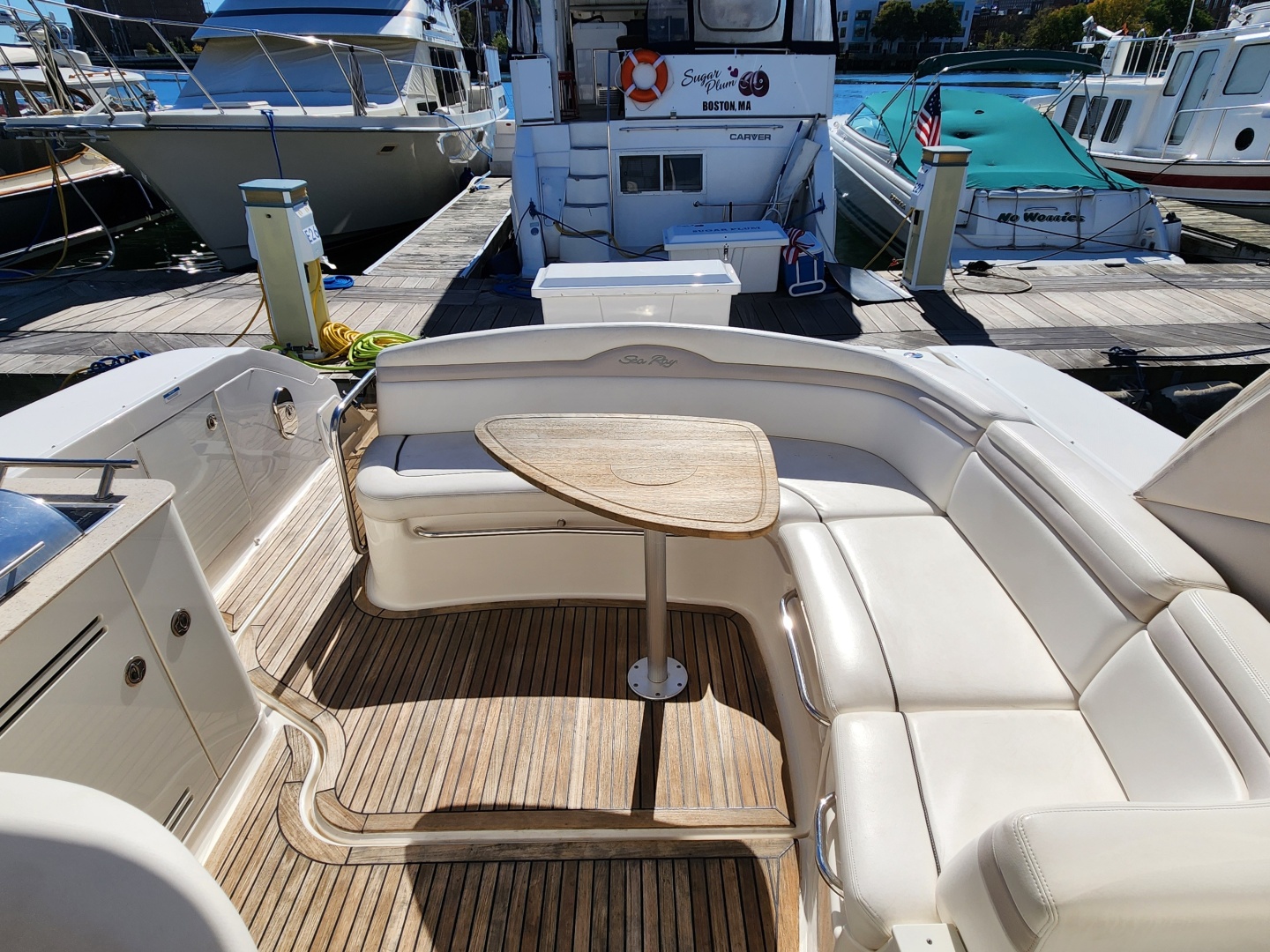 37ft Sea Ray Yacht For Sale