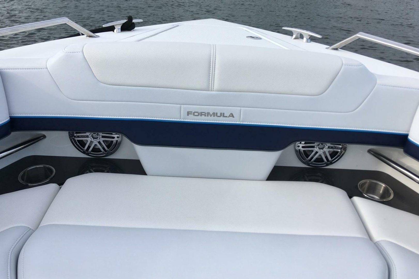 2022 Formula 380 Super Sport Crossover I/O