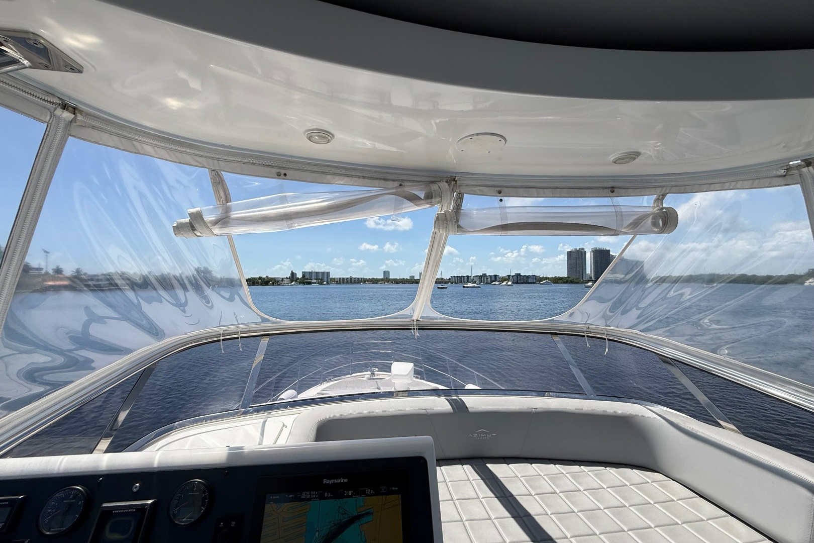 2015 Azimut 54