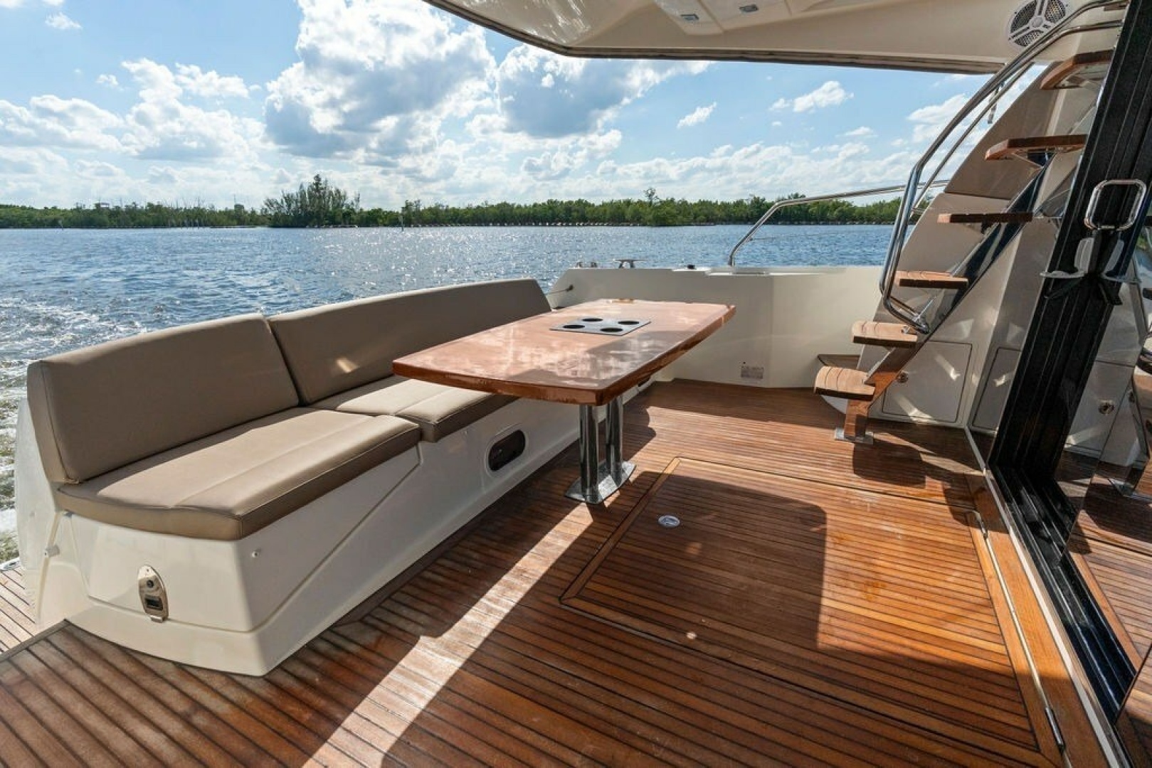 58ft Prestige Yacht For Sale